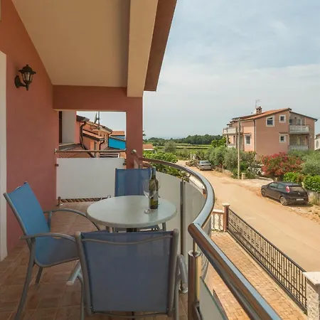 Marcela Apartment *